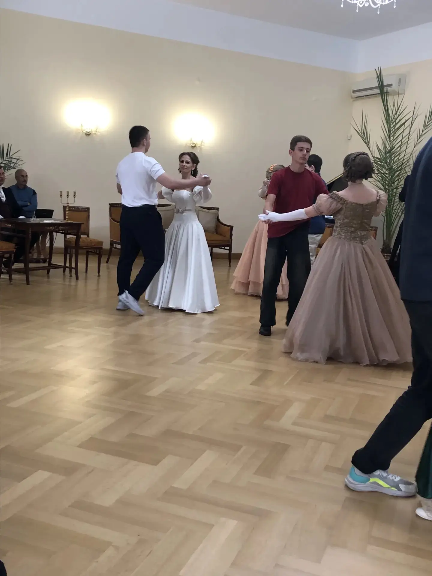 Сегодня учащиеся 11 «А», 9 «А», 8 «В» и 7 «П» классов совершили увлекательную поездку в...