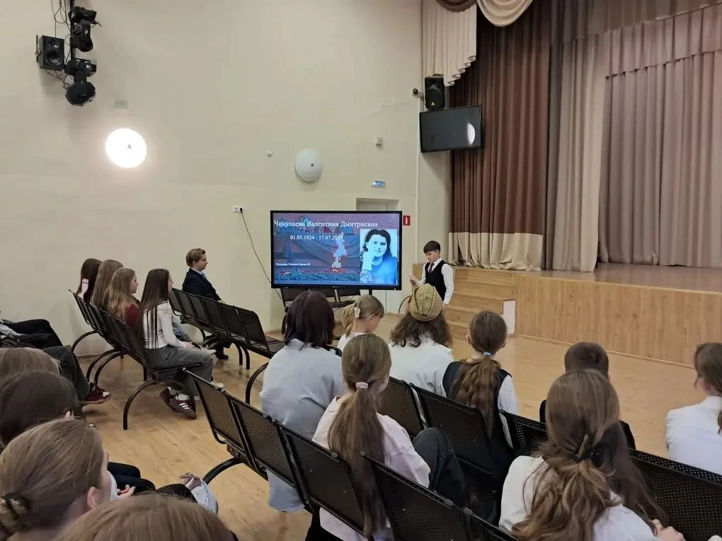 В нашей школе прошла Всероссийская молодежная акция «Наши семейные книги памяти», которая объединила