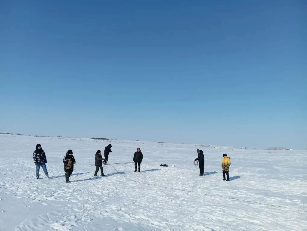 В Панаевске состоялось учебно-тренировочное занятие по метанию тынзяна на хорей под руководством Хор