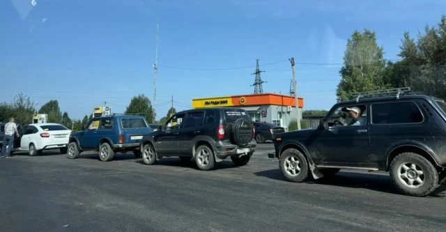 Губернатор Сергей Ситников проверил работу АЗС в регионе