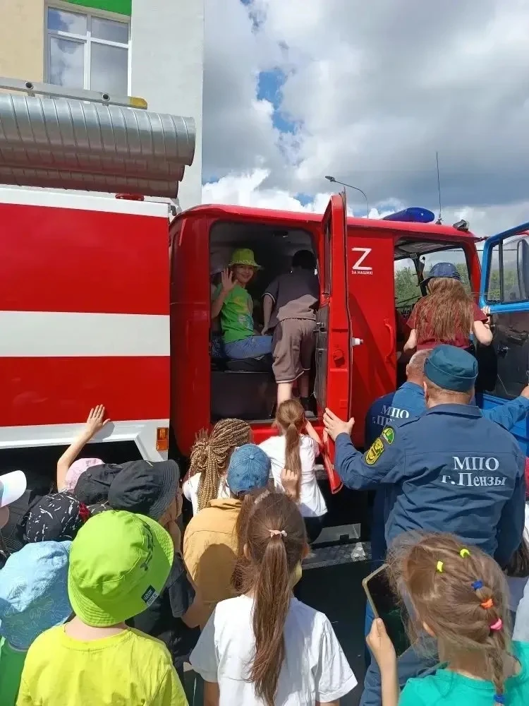 🚒 5 июня  в пришкольном лагере «Заря» состоялся важный и познавательный день, посвященный пожарной 