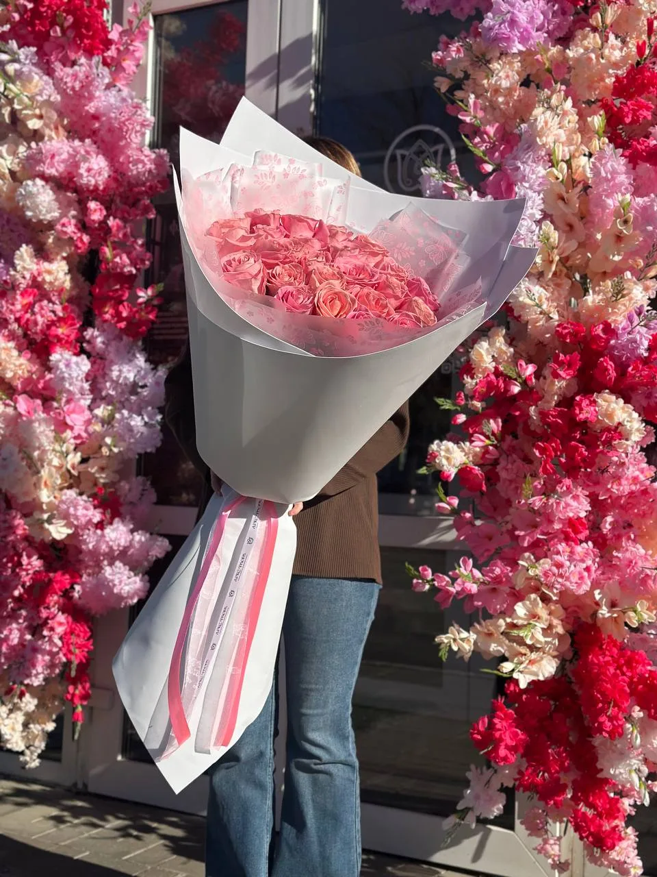 Гигант из Эквадорских роз 8⃣0⃣1⃣5⃣🌷