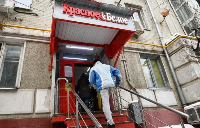 Камчатка отстояла запрет на продажу алкоголя в жилых домах: решение вошло в силу

Арбитражный суд Да