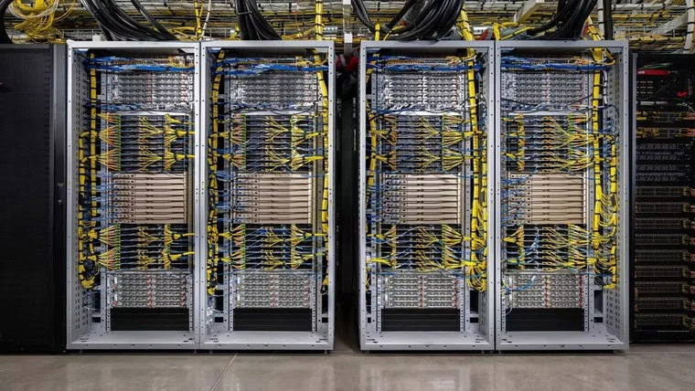 🧠 CoreWeave открыла облачный доступ к NVIDIA Vera Rubin NVL72