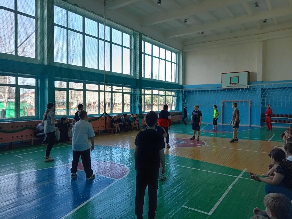 Спорт, азарт, рекорды и море улыбок — в нашей школе прошёл День здоровья! Это был не пр...