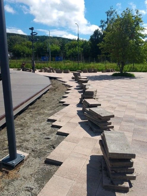 Обновленный парк на улице Горького: восстановительные работы завершены
