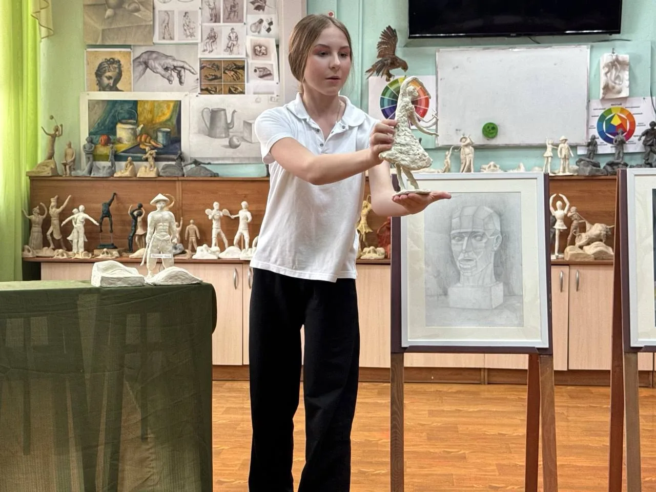 🎨✨ В детской художественной школе прошёл долгожданный экзамен! ✨🎨