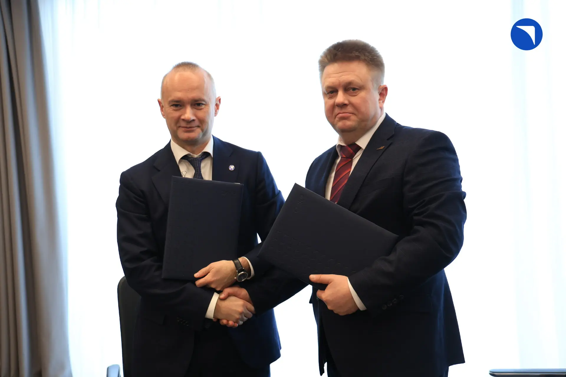 ОАК и ПРОФАВИА подписали новое корпоративное соглашение 🤝   Генеральный директор Объединенной авиаст