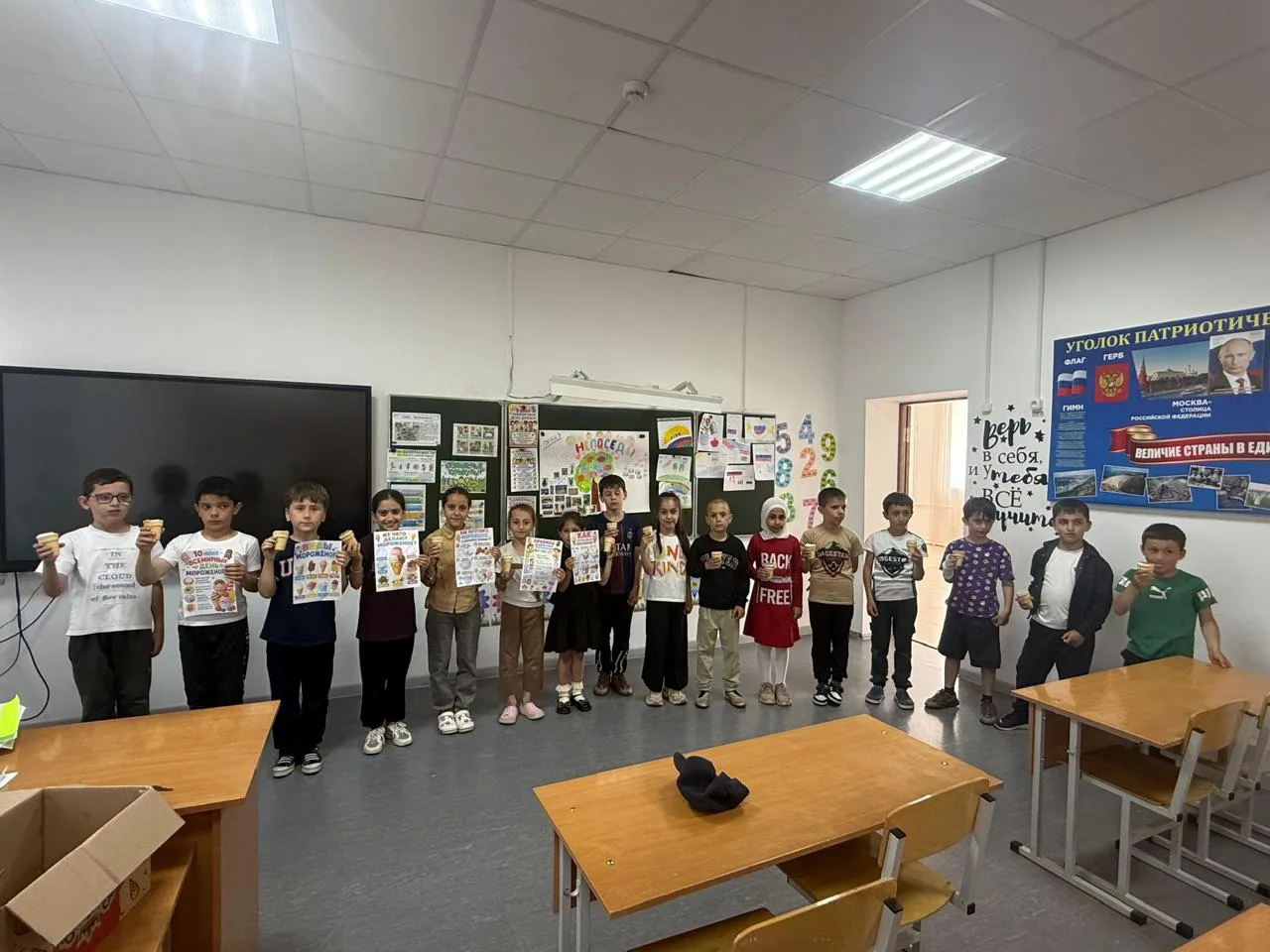 🌞 Сегодня в лагере «Дубки» прошёл уже 10-й день смены!
Утро, как обычно, началось с бодрой зарядки 
