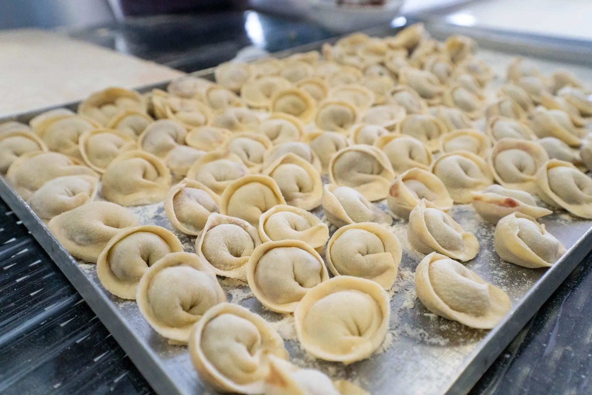 Вкусные сезоны в "Азовском"  Проведите майские праздники в гастрономическом марафоне: 10 дней - 10 к
