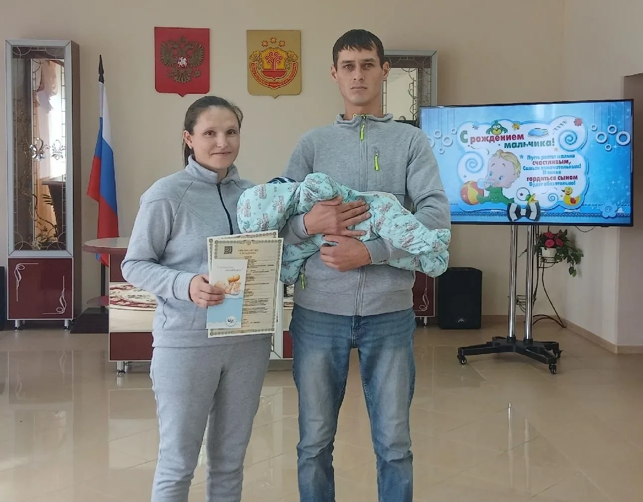 🎉 В Вурнарском округе зарегистрирован 100-й новорожденный 2026 года!