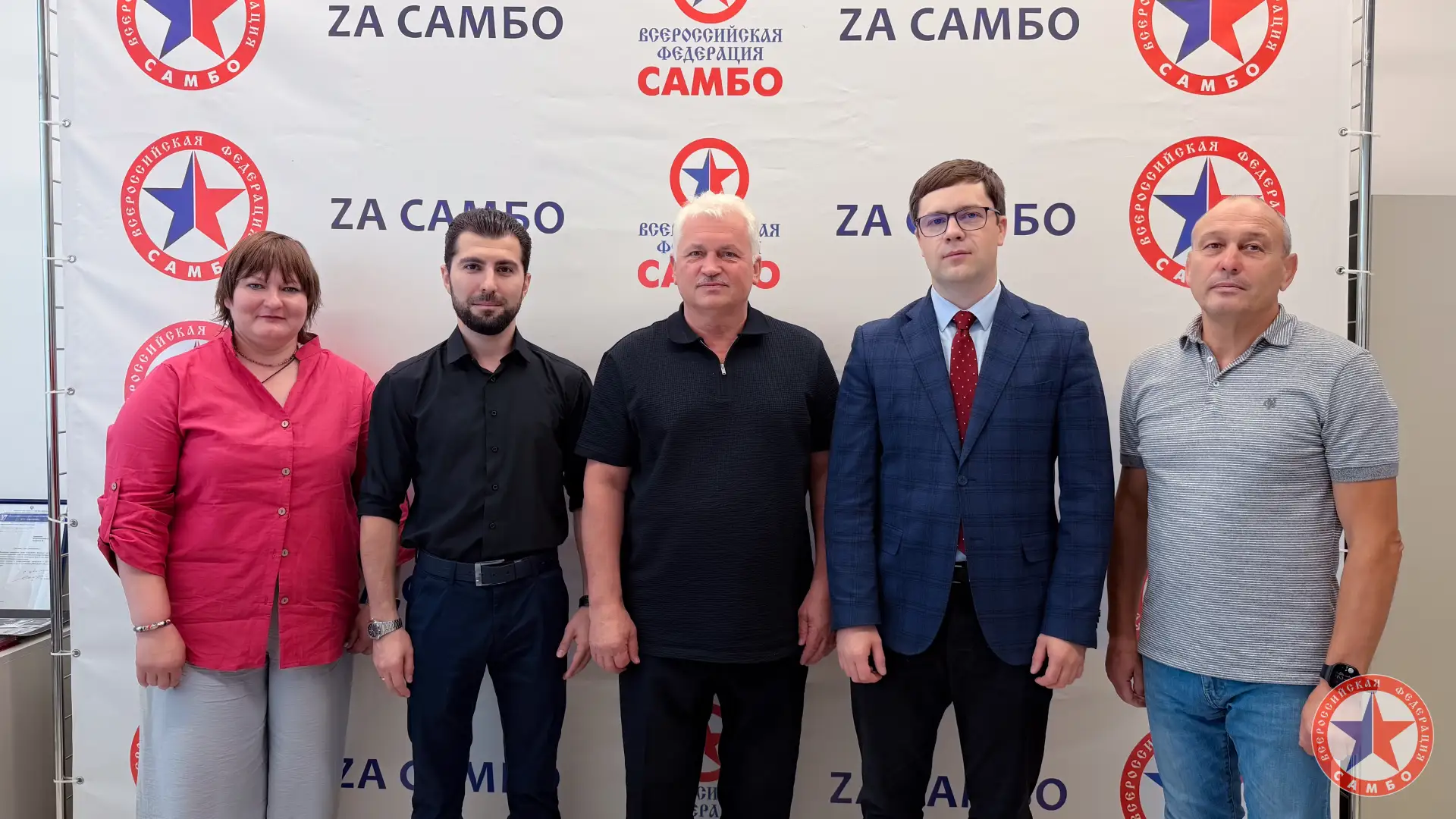 ⚡️ ВФС и Федерация спорта глухих обсудили развитие сотрудничества
  
Во Всероссийской федерации самб