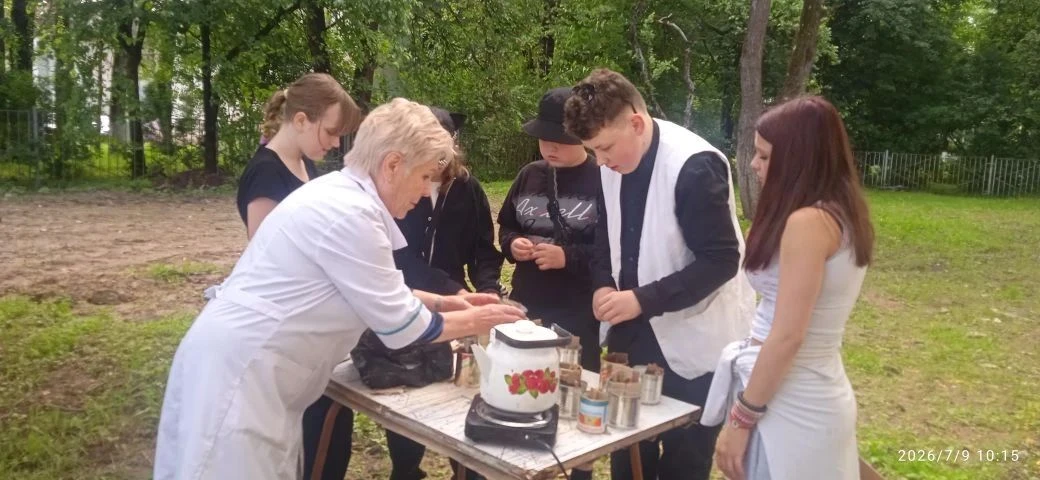 Патриотизм в действии: городской оздоровительный лагерь объединяет развлечения и добрые дела! 🇷🇺

