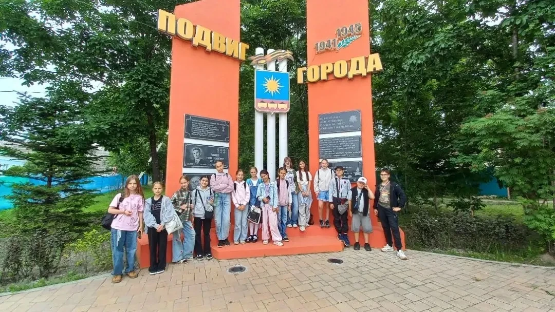 Походы Первых — больше, чем путешествие».
🚶 Что такое «Походы Первых»?

Это всероссийский проект, к