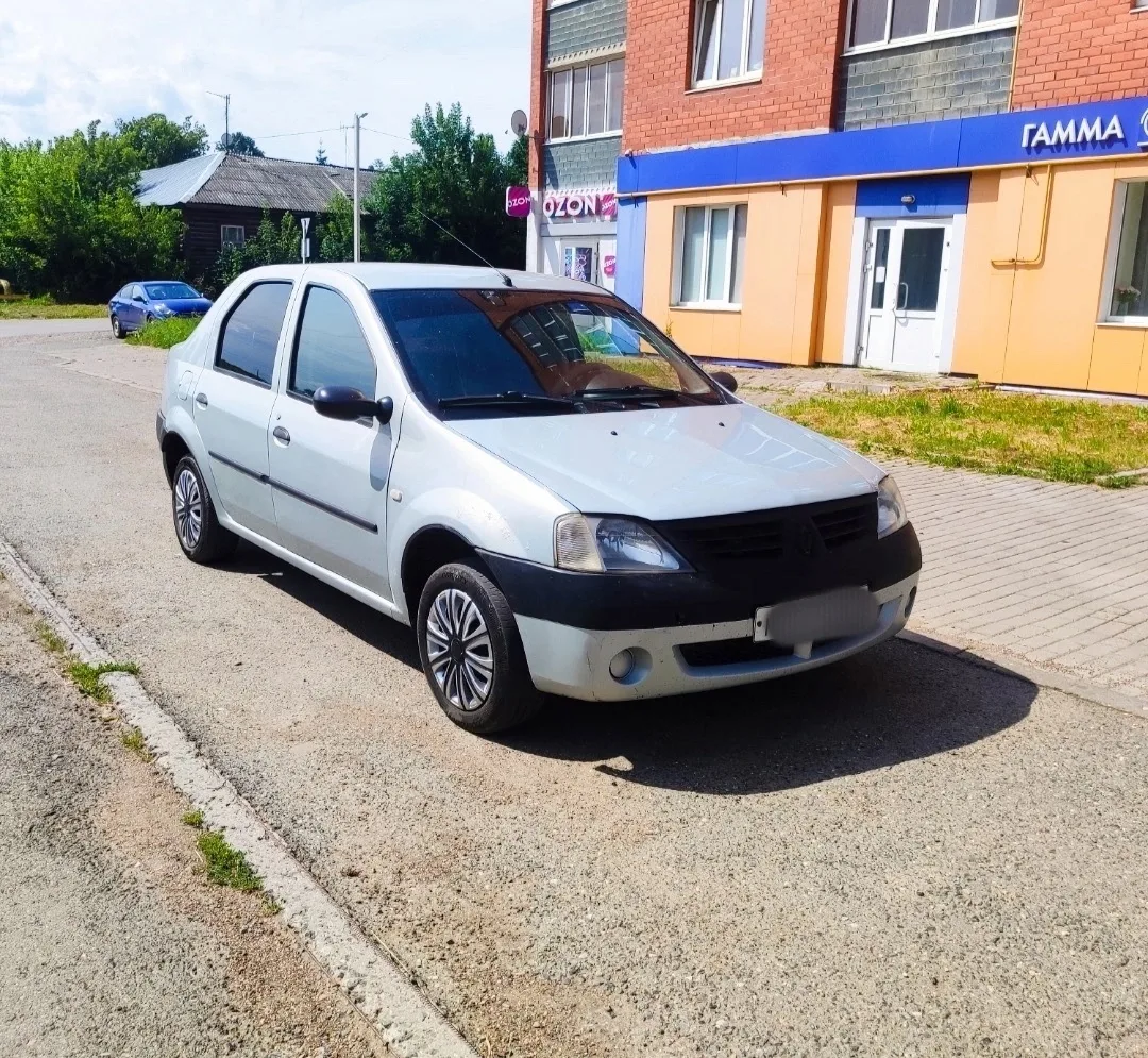 Продам Живой Логан год 2007 в отличном состоянии, по кузову без гнили от слова совсем, днище, пороги