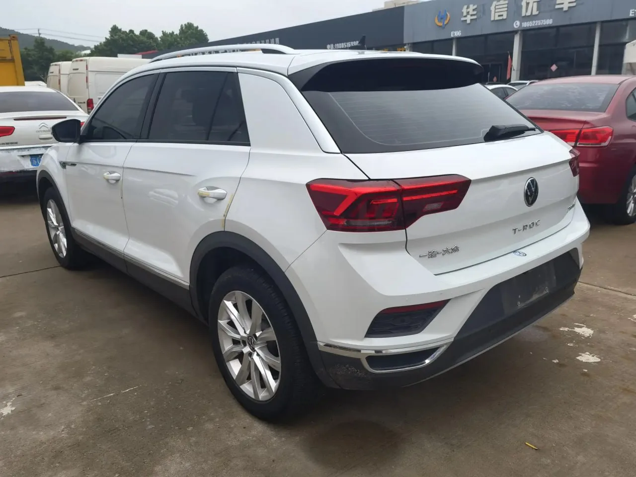 VOLKSWAGEN T-ROC TSI 280TSI Luxury под заказ из Китая!  • дата выпуска в Китае - 2023/01 • 1.4 л. бе