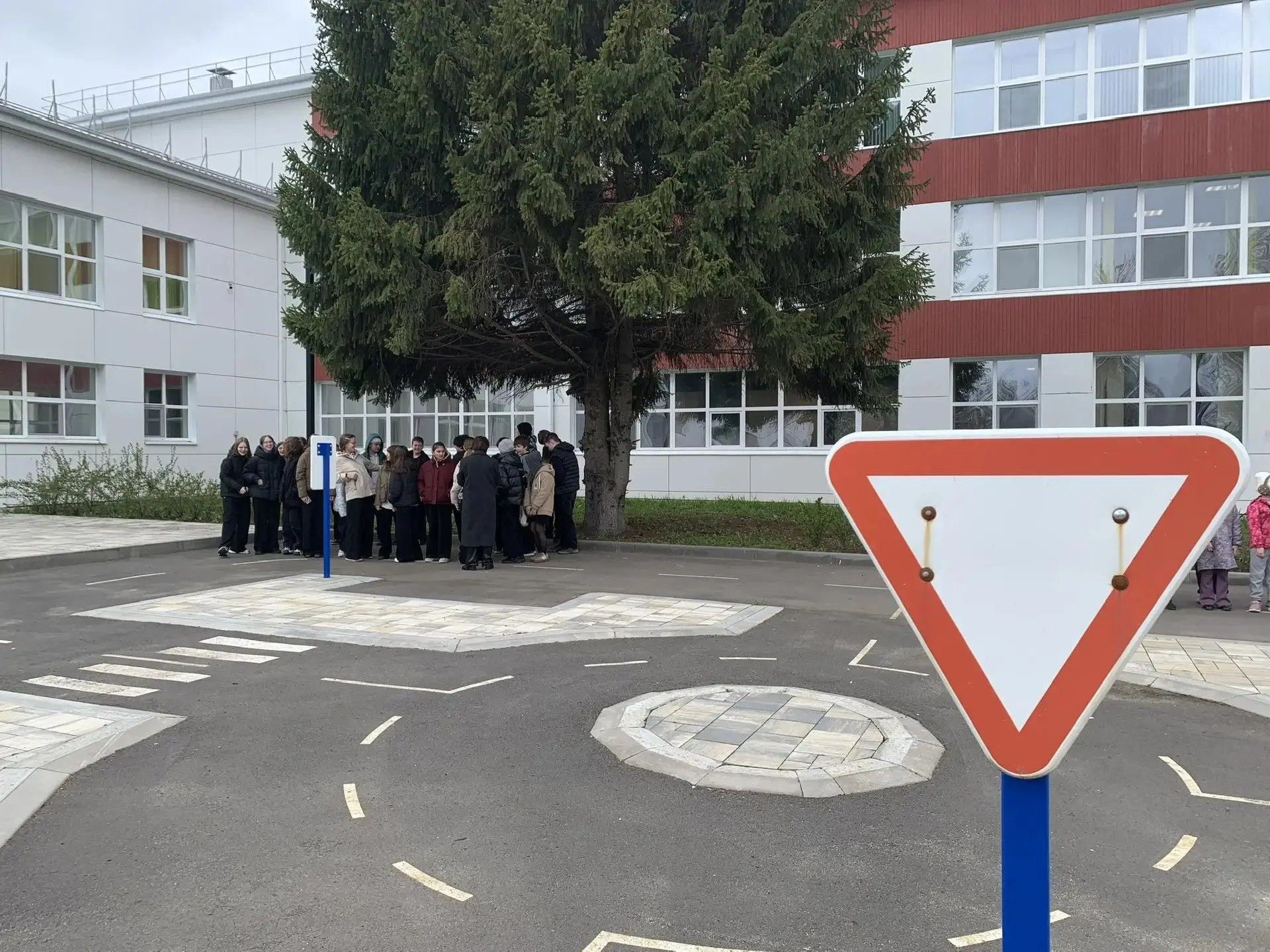 Тема: Всероссийские учения по безопасности. На этой неделе наша школа присоединилась к учениям по от