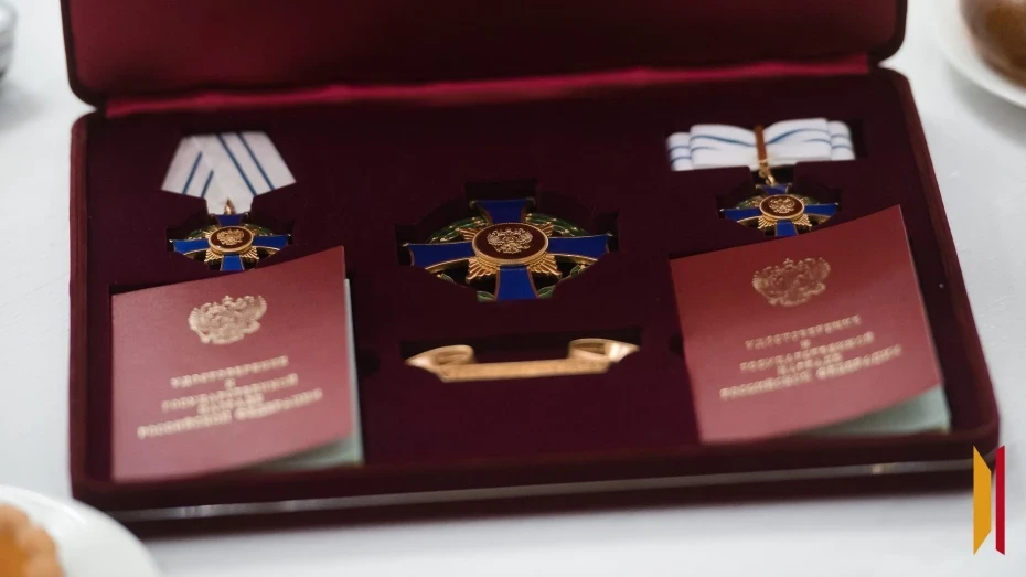 Многодетная воронежская семья получила орден «Родительская слава»

Награды удостоены Ольга и Руслан 
