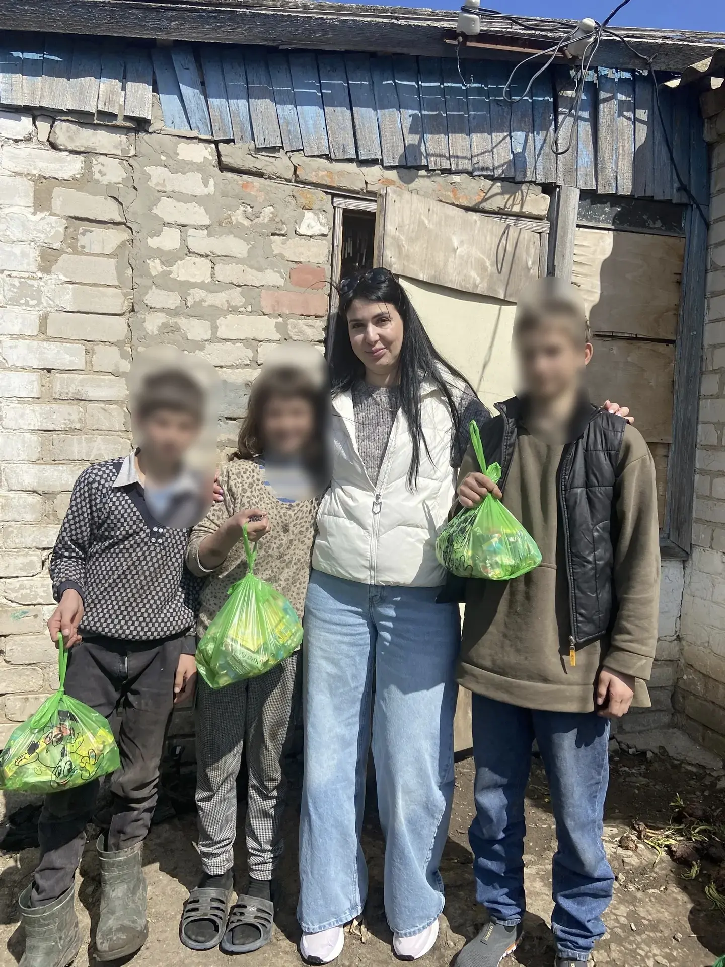 В Каховском округе проверили семьи в социально опасном положении  Сотрудники органов и учреждений си