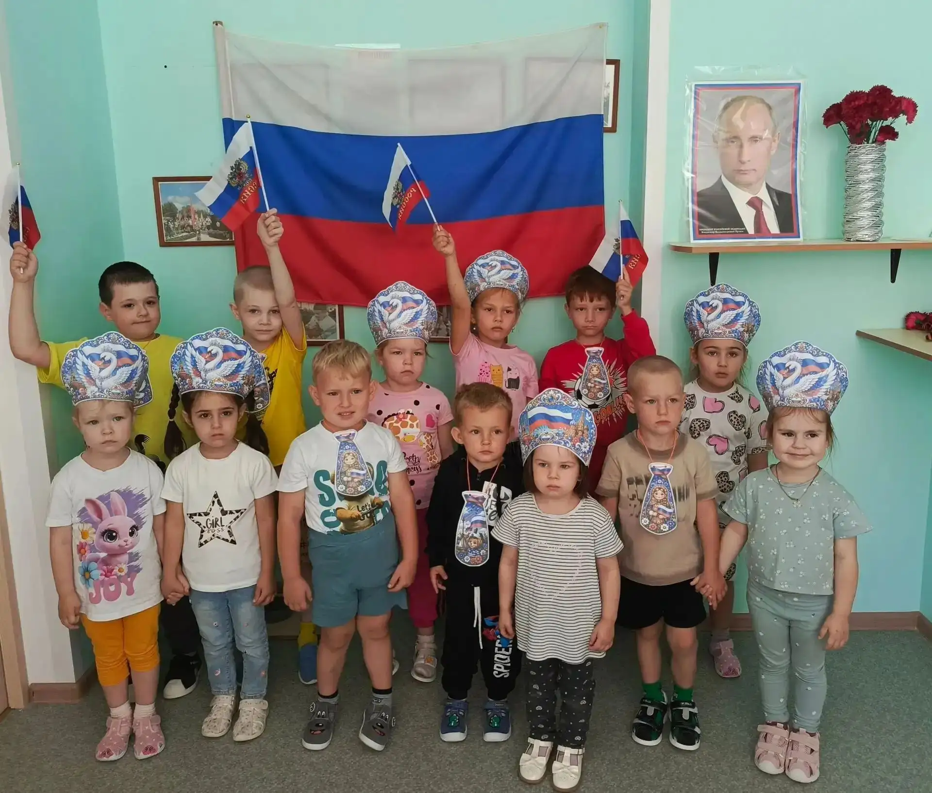 Ежегодно 22 августа в России отмечается День Государственного флага Российской Федераци...