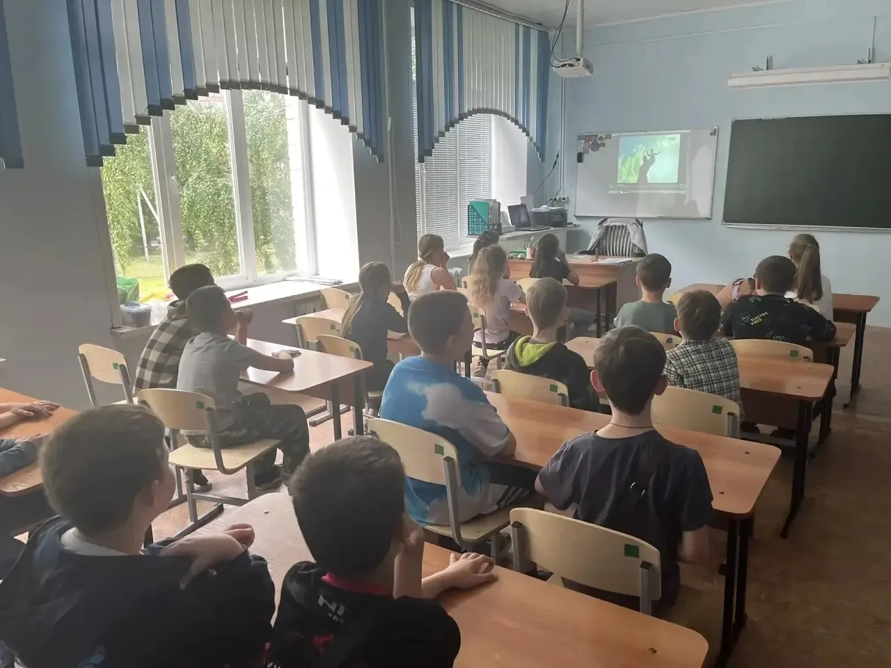 🕯️ 18 день в пришкольном лагере

В этот день, 22 июня, мы вспоминаем начало Великой Отечественной в