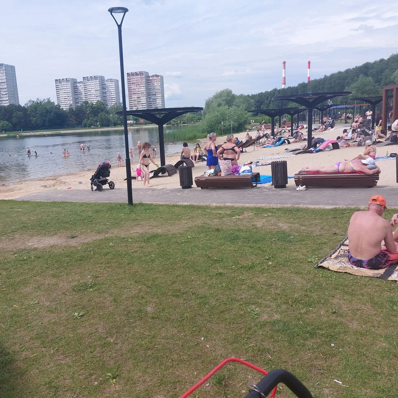 🛑 Спасатели напоминают: не заходите в воду при плохом самочувствии, алкогольном опьяне...