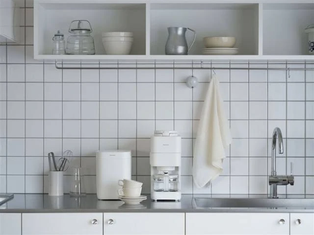 Panasonic сделала идеальный кофе еще доступнее: компактная кофемашина NC-A58 в белом цвете