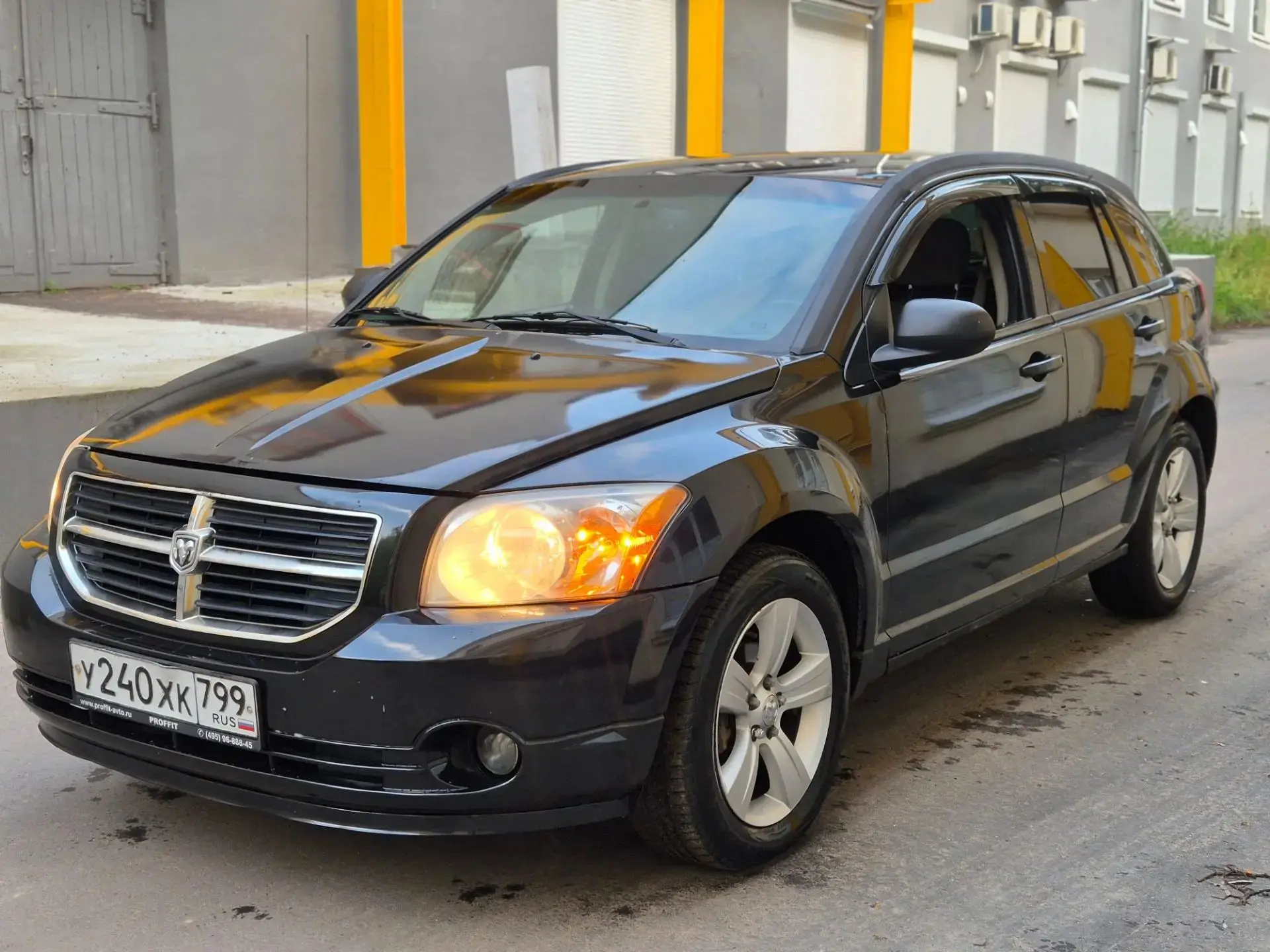 DODGE CALIBER 
2010 год выпуска 
2.0 CVT 
3 собственника
161.000 миль 
Хорошее техническое состояние