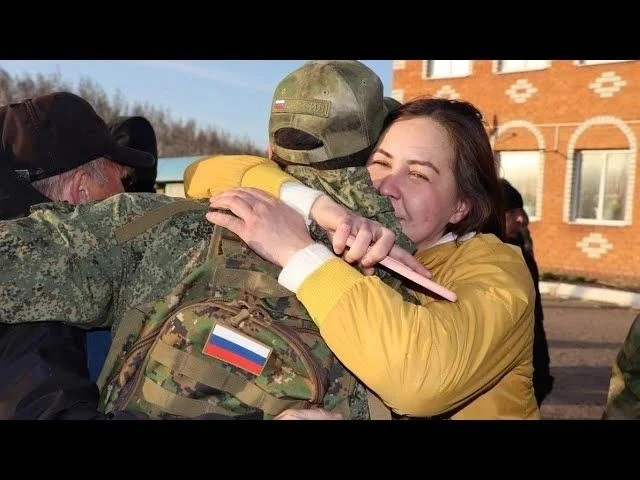 Ты сделана из стали и добра