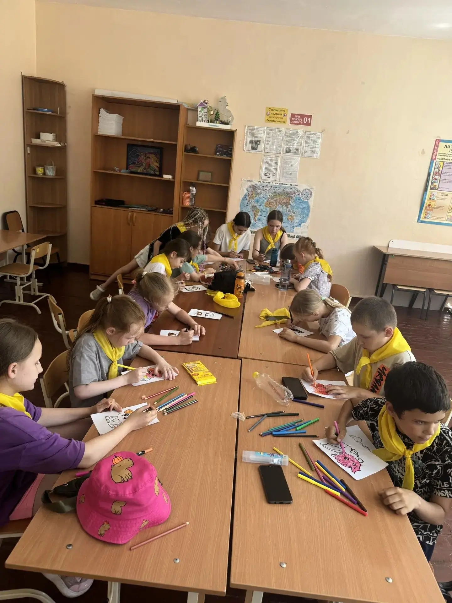 8 июня. "Человек собаке друг — это знают все вокруг!"
Сегодня ребята из второго отряда на практике у