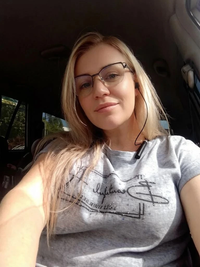 Вот они очки, забрала их (мультифакальные) я про них тут рассказывала,