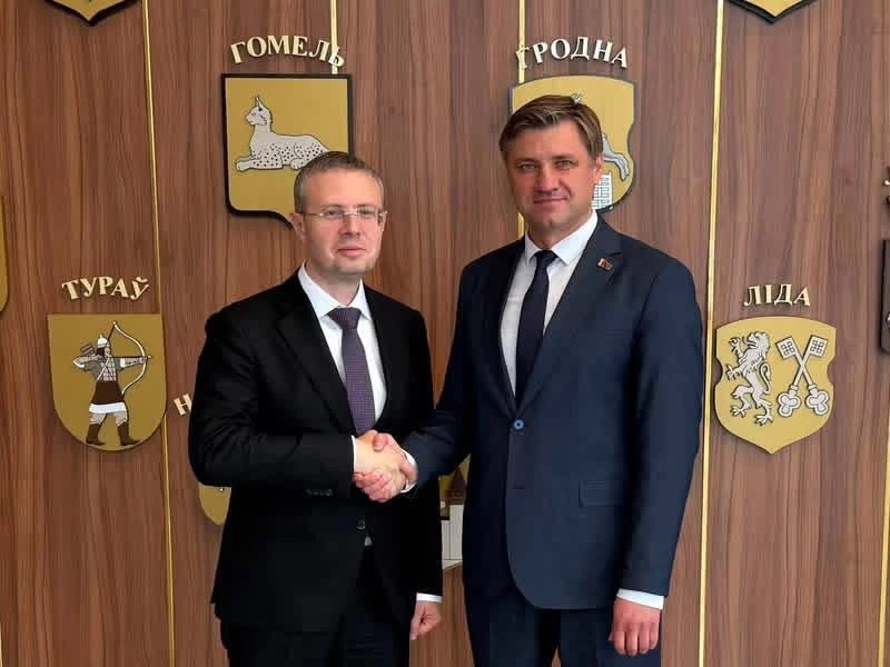 🤝 Руководитель ФАС встретился с послом Беларуси в Республике Казахстан.