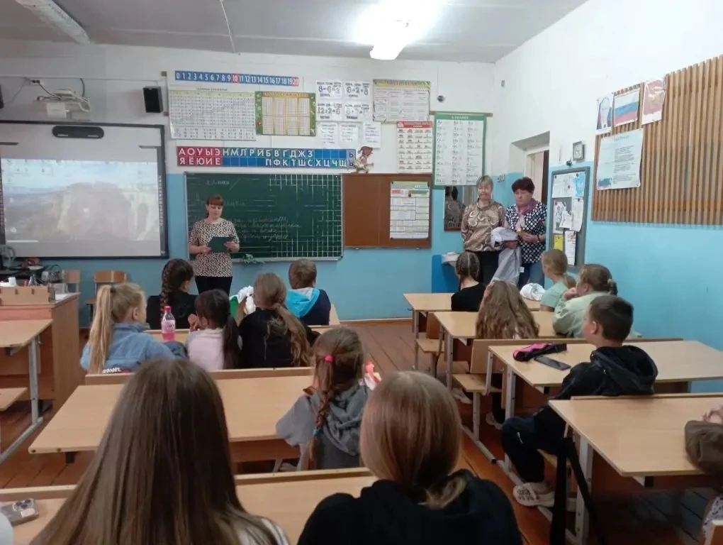 Путешествие по традициям народов России 🗺️

В нашем лагере дневного пребывания прошёл необычный и о