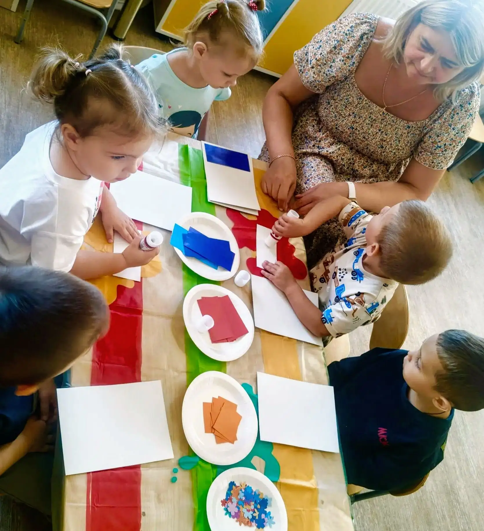 Сладкий шедевр к Международному дню торта! 🎂
Маленькие кондитеры группы №21 ДО29/1 очень постаралис