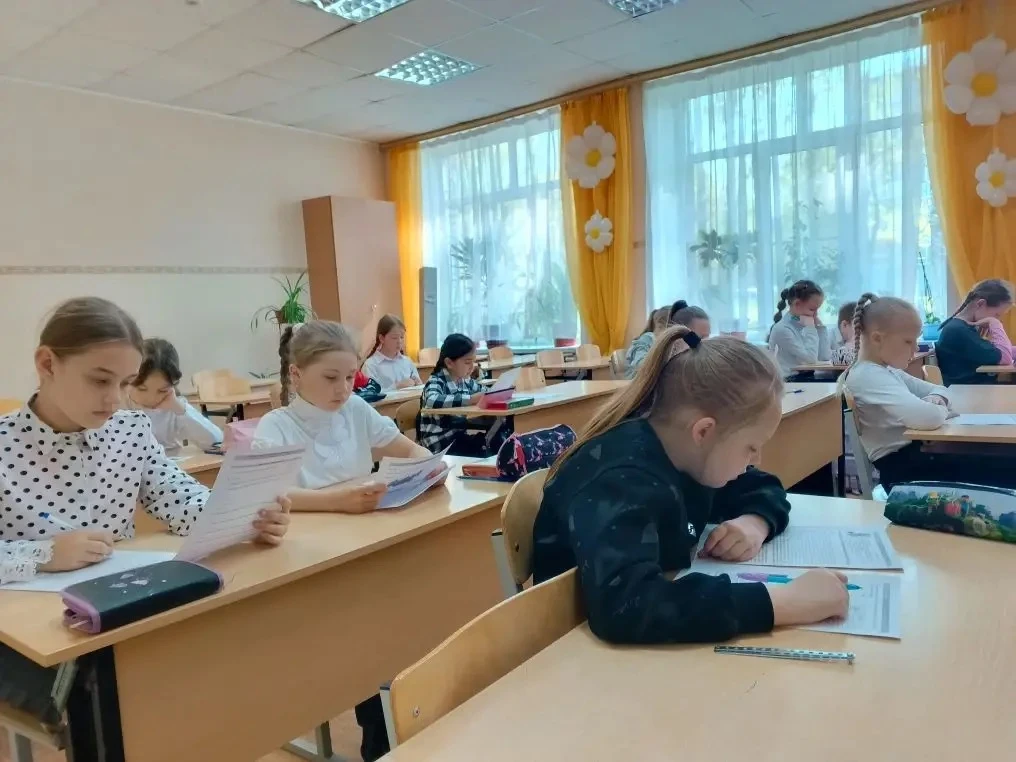 #Школа22 #ТакойДень  ✍️В начальной школе прошёл школьный этап городской комплексной олимпиады "Начал