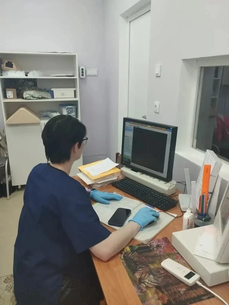 🌍 Врачи Центра онкологии продолжают активно помогать коллегам из районов, оказывая мет...