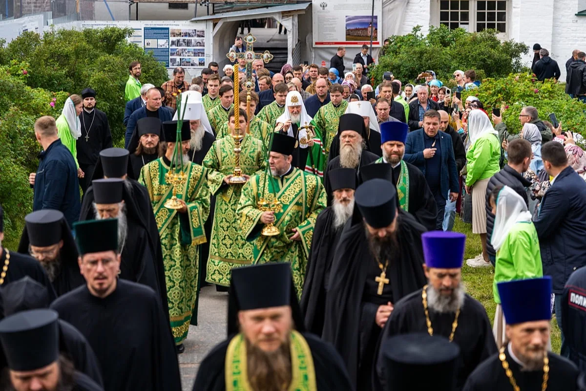 ☦️ «Земля эта — святая»: Патриарх Кирилл прибыл на Соловки