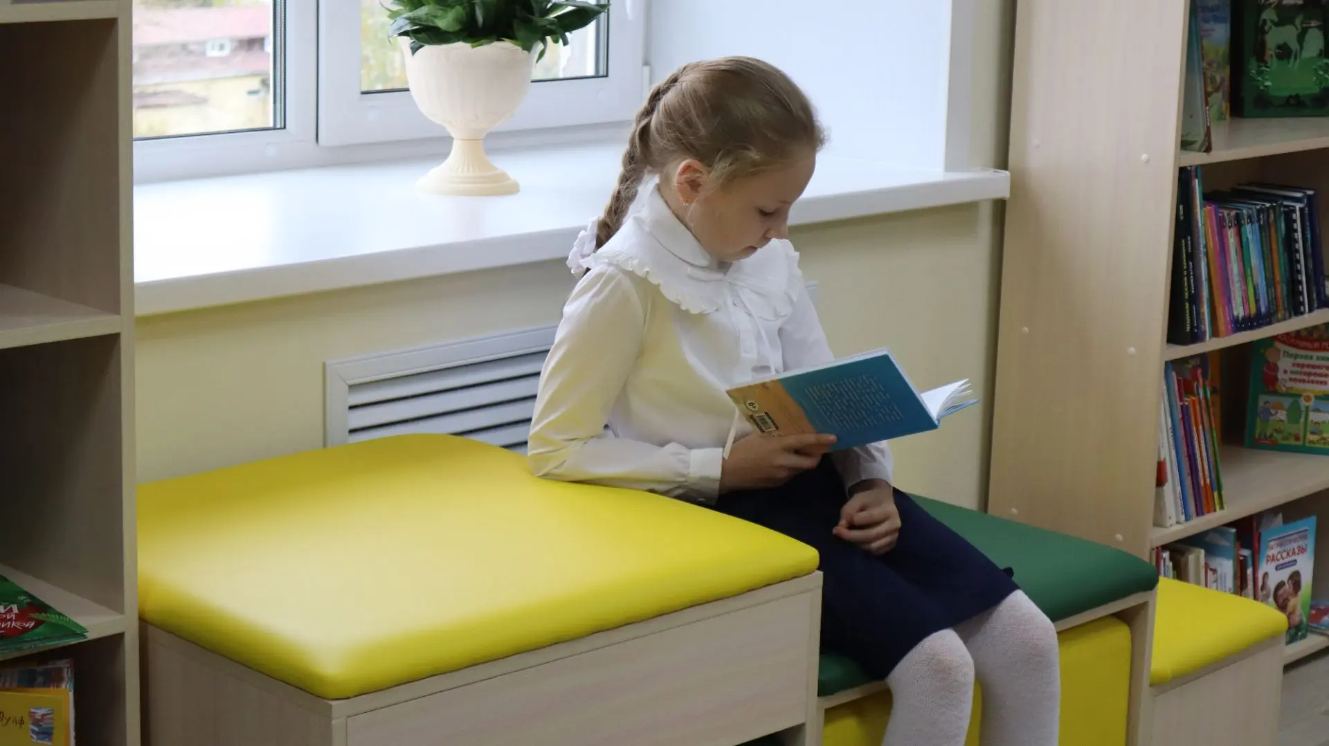 Сегодня в Железногорске-Илимском открылась третья модельная библиотека округа. Уникальн...