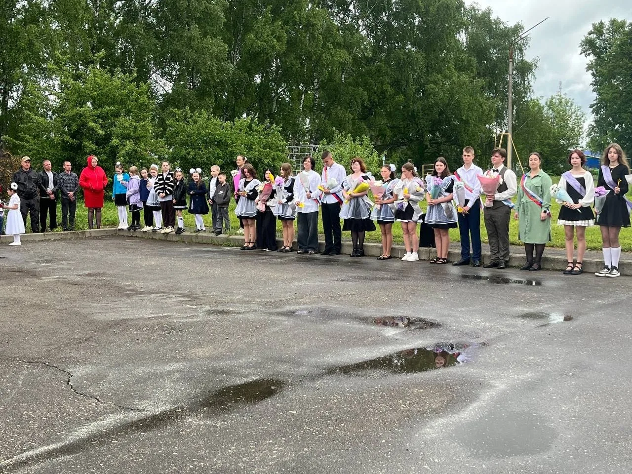 25 мая в Рязанцевском центре образования состоялся традиционный праздник «Последний звонок», который