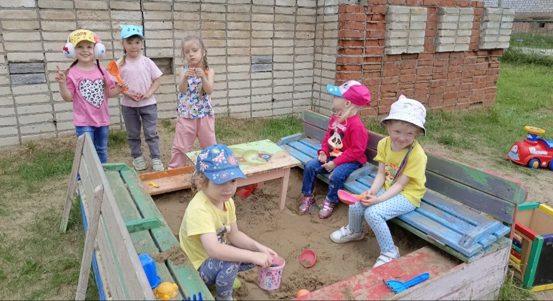 Летние будни в детском саду— это: