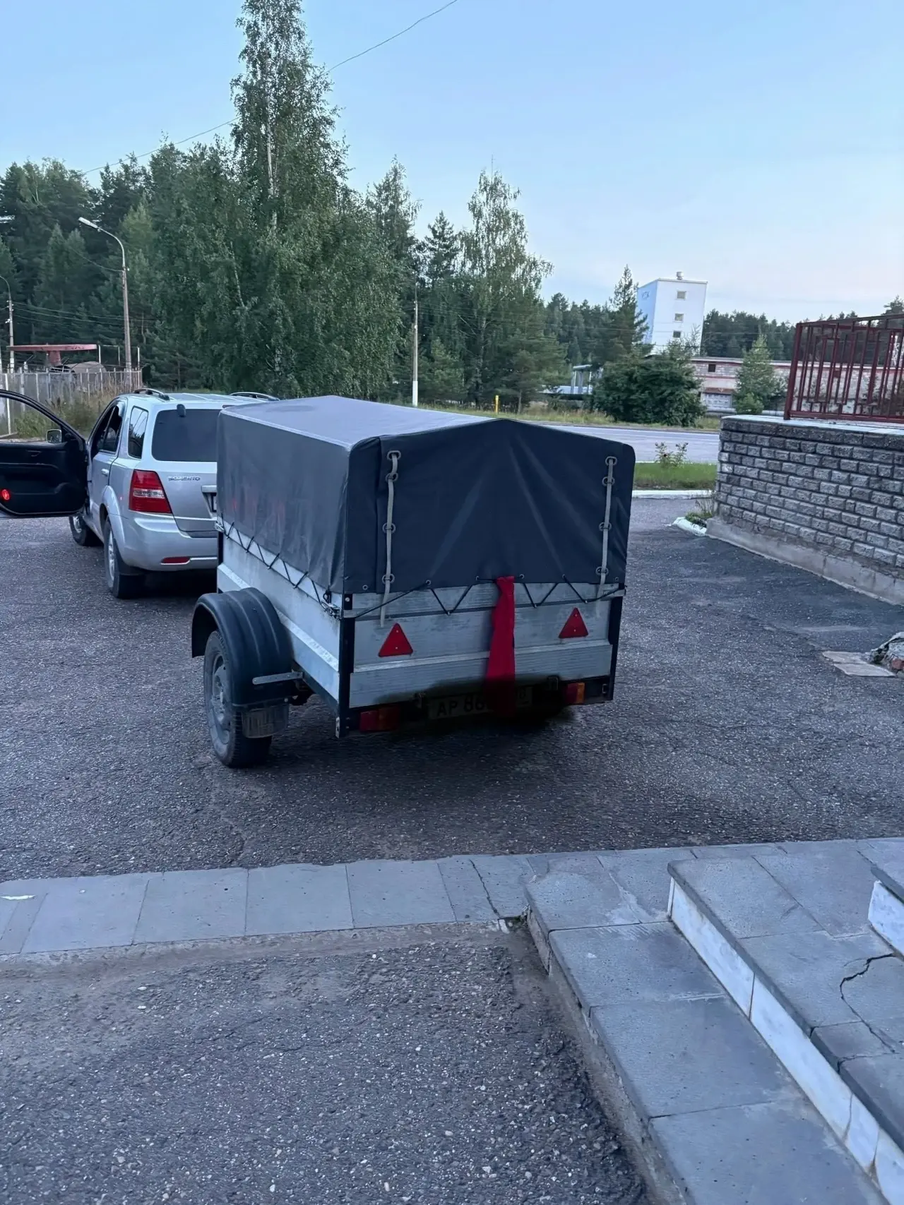 ✅ Волонтеры Воткинского района купили автомобильный прицеп и готовят его к отправке на ...