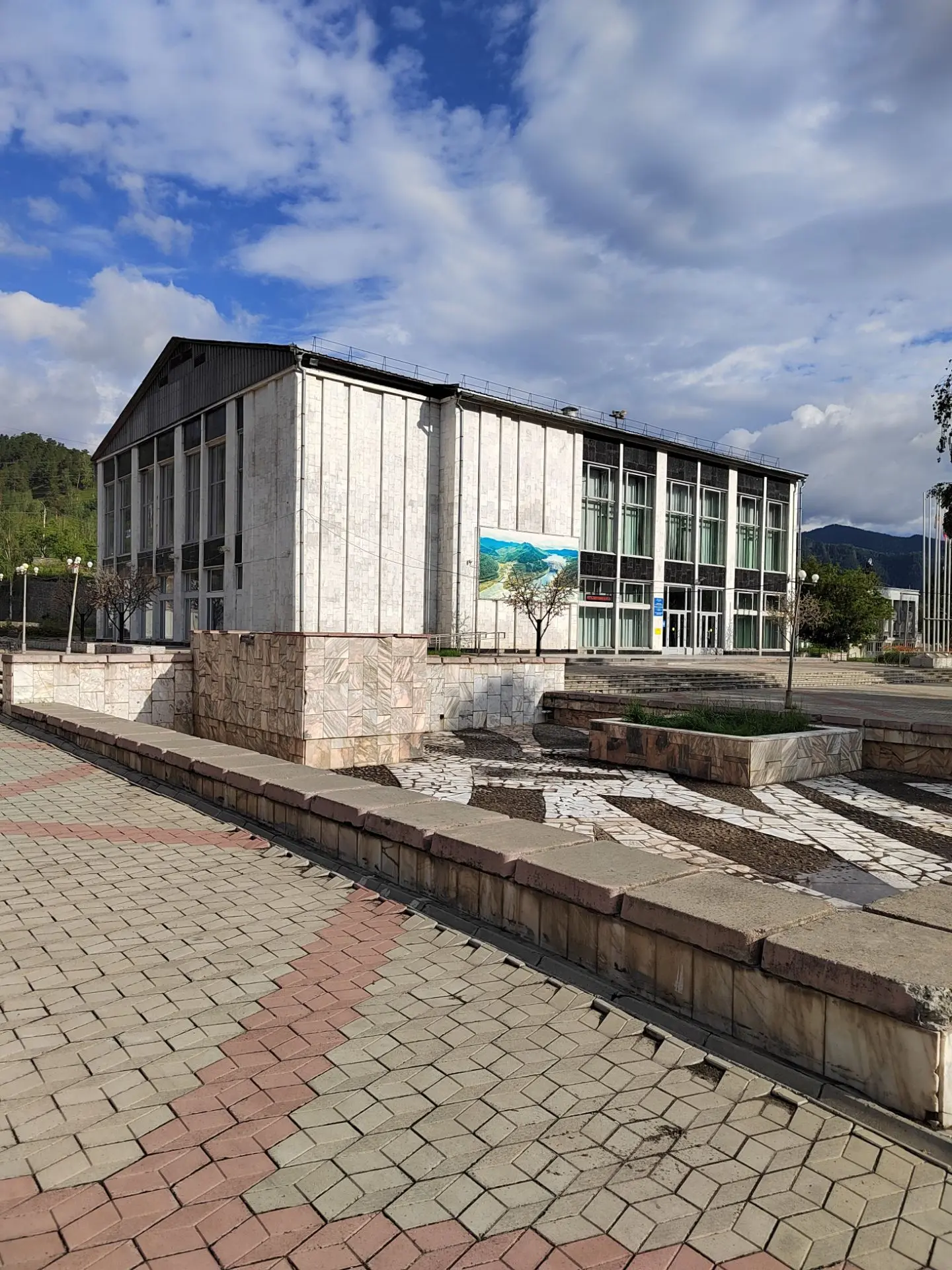 Пушкинской картой можно оплачивать культурные мероприятия в Саяногорске