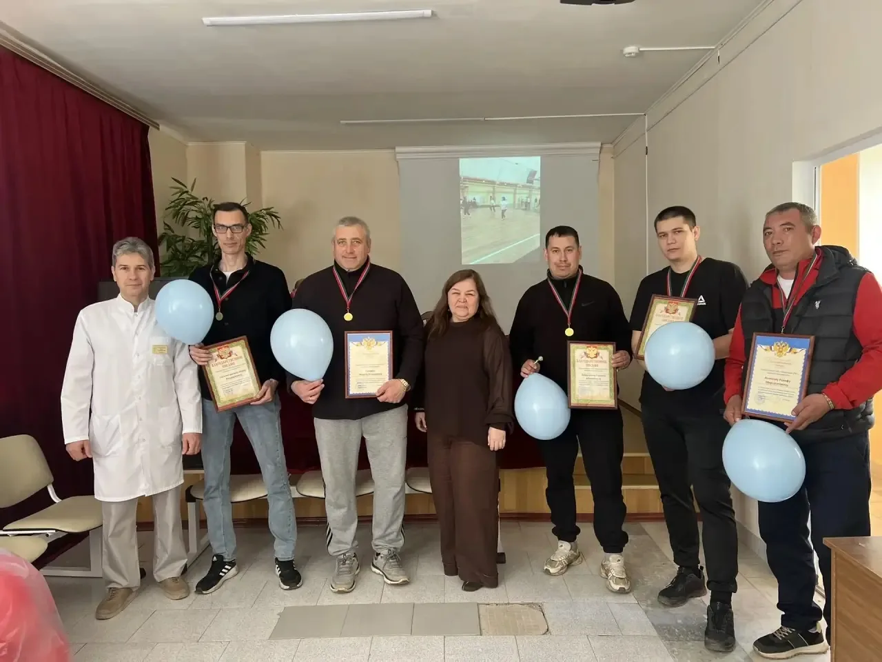 🏆 Сегодня в нашем актовом зале прошел торжественный день, наполненный радостью побед и...