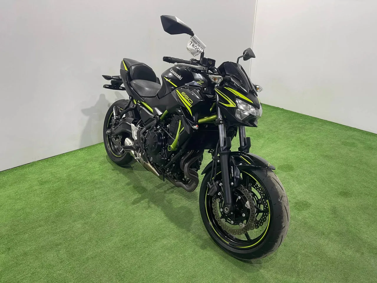 KAWASAKI Z650 ABS в наличии во Владивостоке  Характеристики:  - 2020 год - объем 650 см3 - Аукцион B