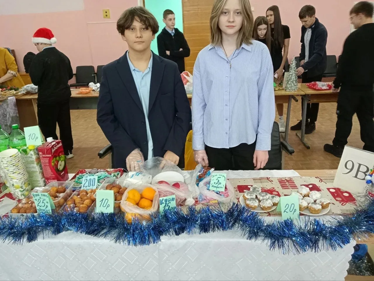ВСЕМ! ВСЕМ! ВСЕМ! Подведены итоги благотворительной ярмарки!  Представленные товары у каждого класса