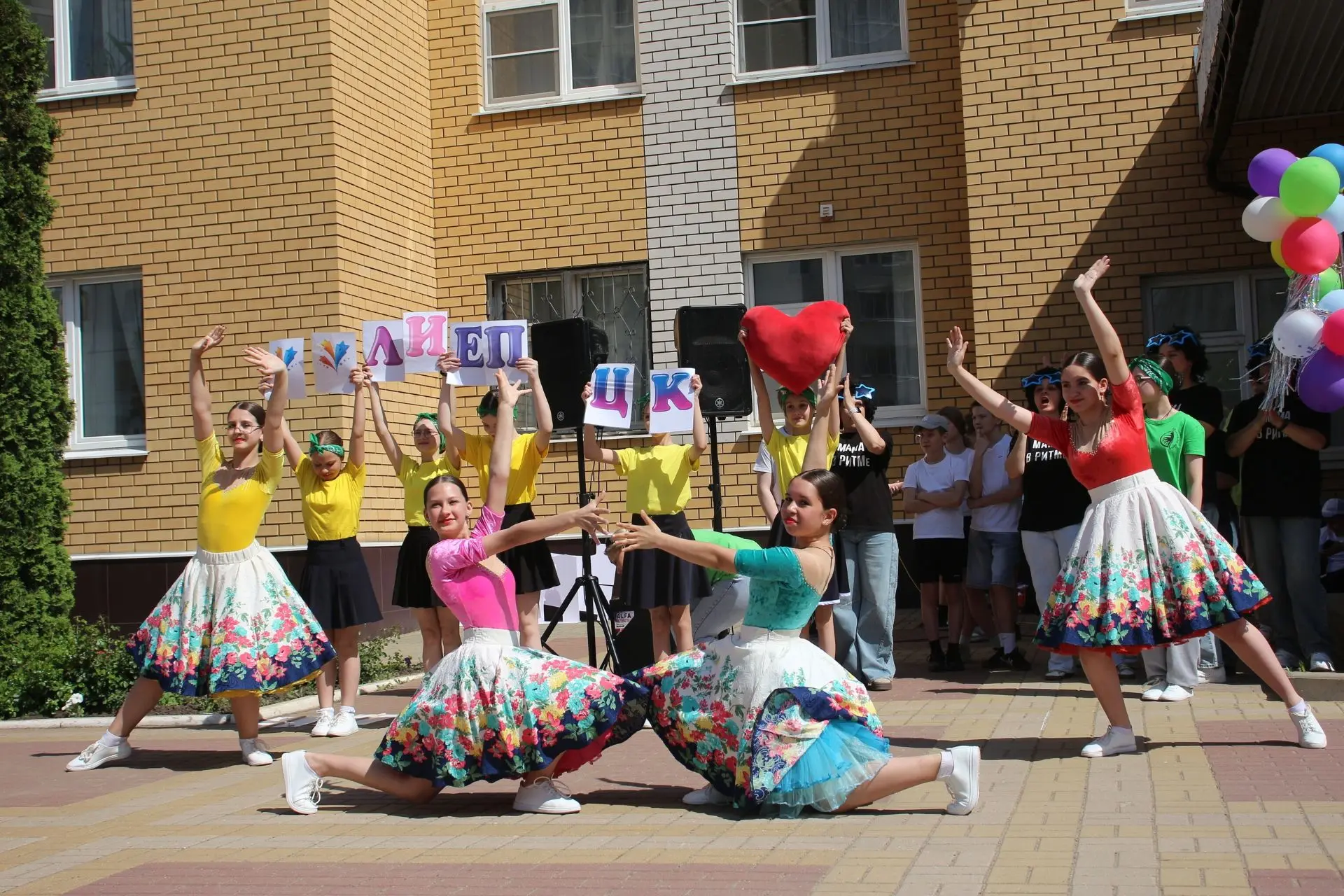💃Городской танцевальный фестиваль «Стартинейджер. Салют, Липецк! Танцуем вместе!» вновь собрал юные 