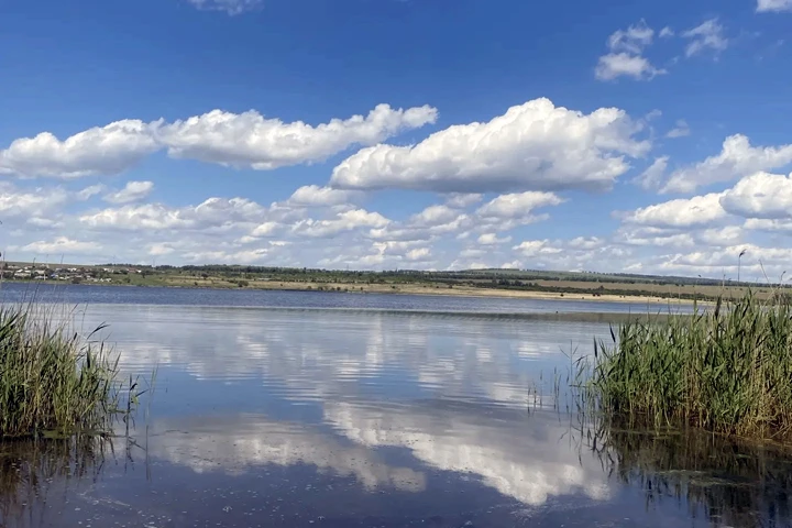 Озеро Тагарское признали опасным для купания