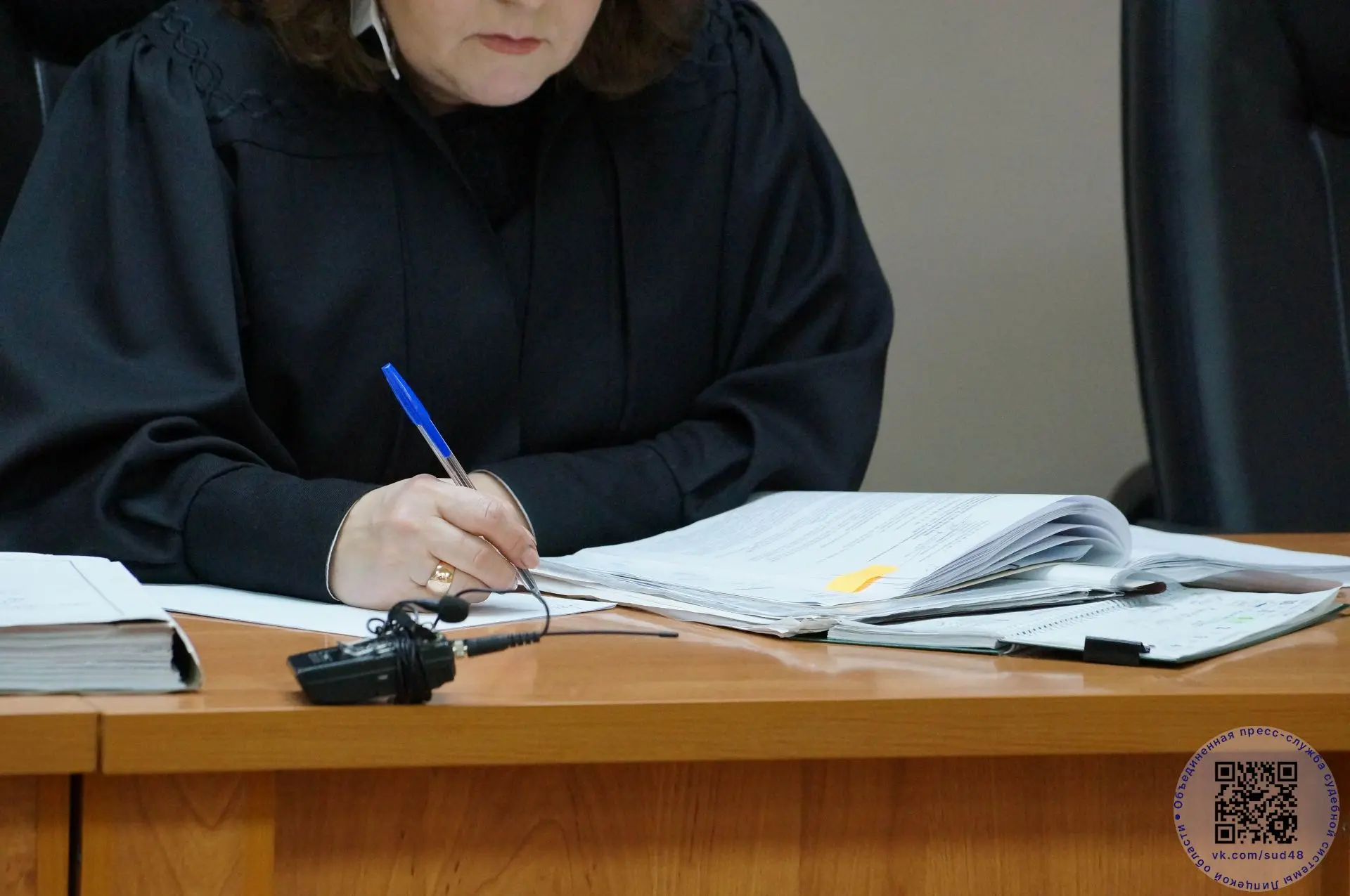 Суд обязал индивидуального предпринимателя прекратить продажу немаркированной молочной ...