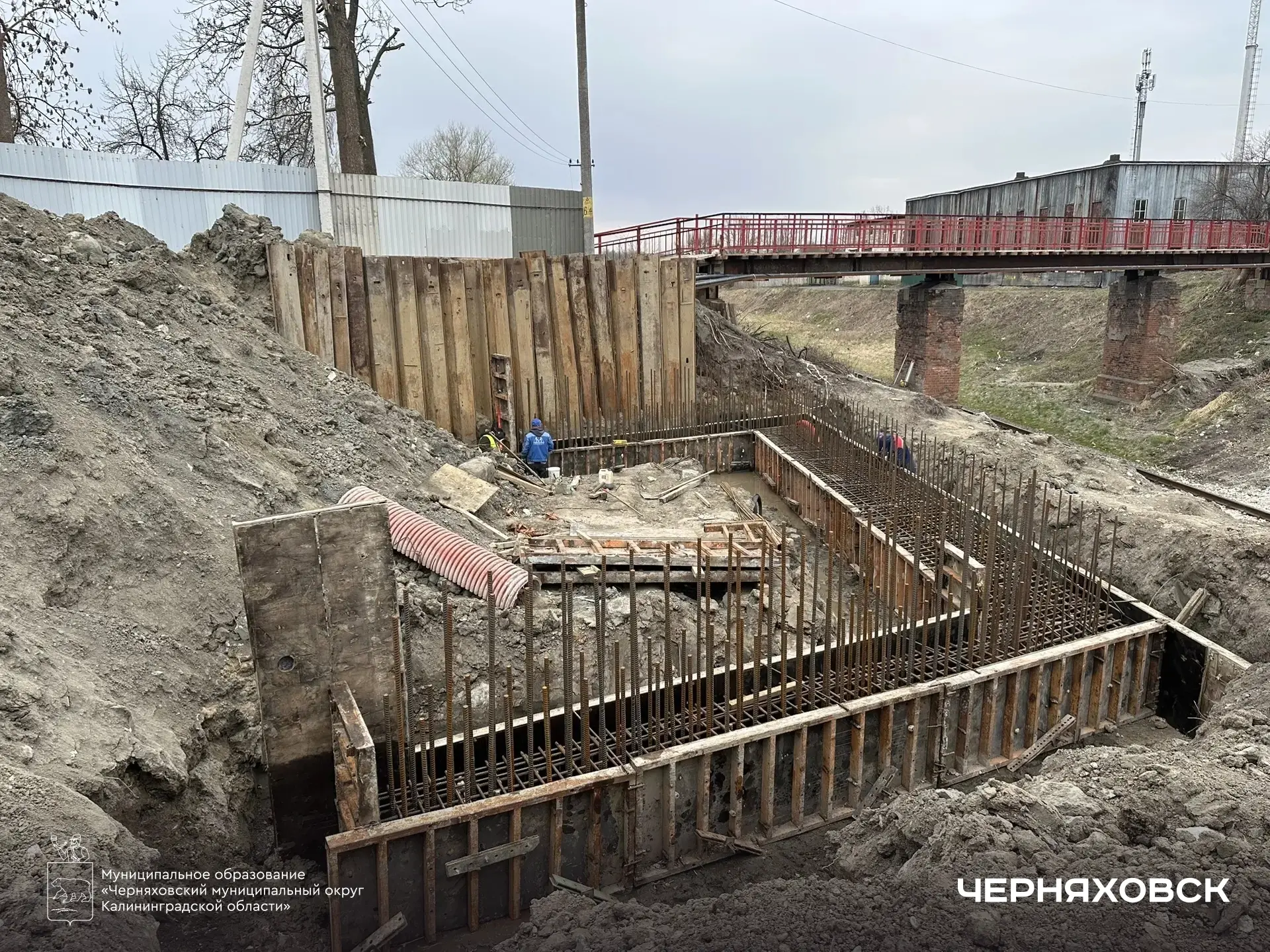Развитие инфраструктуры: в Черняховске строят новую котельную и стратегический путепровод  В Черняхо