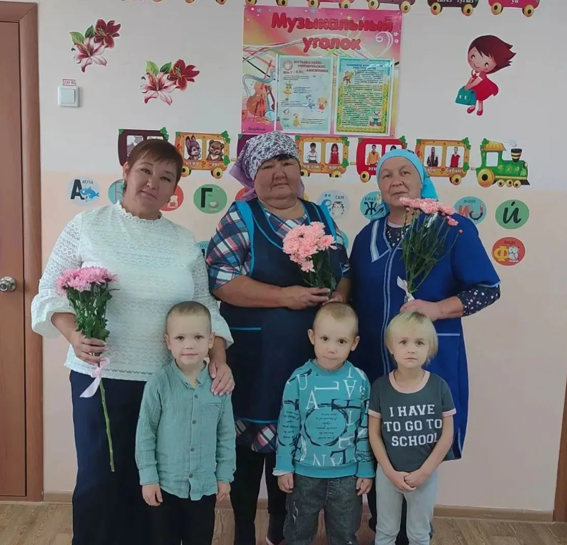 От всей души поздравляем вас с Днём знаний! Этот день — начало нового увлекательного пу...